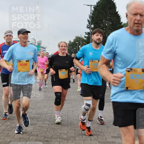 13.09.2026 - Kiel Lauf Andreas Tolksdorf http://msf.ph/oto/10355550 13.09.2026 09:58:30 Kiellinie 5698, 39, 8310 meine-sportfotos.de