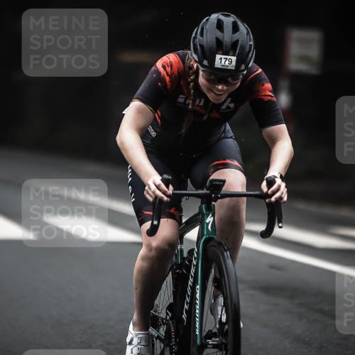 13.09.2026 - Stadtparktriathlon H.Heesch http://msf.ph/oto/10355569 13.09.2026 09:38:21 Radfahren 146, 171, 179, 205 meine-sportfotos.de