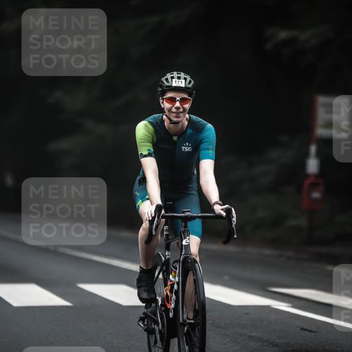 13.09.2026 - Stadtparktriathlon H.Heesch http://msf.ph/oto/10355607 13.09.2026 09:38:26 Radfahren 146, 171, 179, 205 meine-sportfotos.de