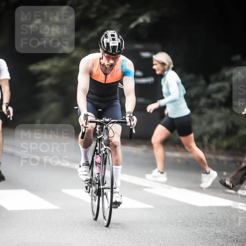 13.09.2026 - Stadtparktriathlon H.Heesch http://msf.ph/oto/10355615 13.09.2026 11:11:46 Radfahren 470, 493, 498, 547, 618 meine-sportfotos.de