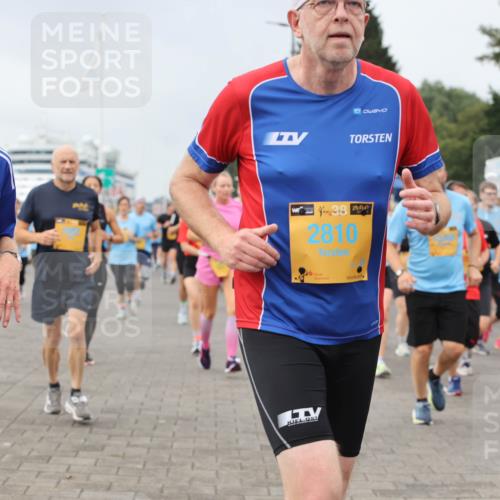 13.09.2026 - Kiel Lauf Andreas Tolksdorf http://msf.ph/oto/10355631 13.09.2026 09:58:32 Kiellinie 2810, 68 meine-sportfotos.de