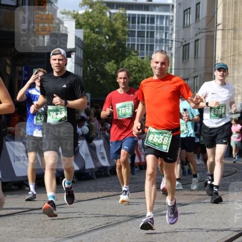 13.09.2026 - 21. swb-Marathon Bremen Strokosch-Dieckow http://msf.ph/oto/10355635 13.09.2026 13:33:35 Ziel 831, 1124, 2283, 2393, 2440, 2818, 2959, 2980, 3710, 4052, 4243, 4260, 4408, 4492, 4536, 4565, 5040, 5191, 5324, 5395, 5560, 5660, 5790, 5861, 5862, 5914, 5981, 6421, 6614, 6777, 6915, 7145, 7421, 7467, 7788, 7789, 7830, 8061, 9206, 9269, 9616, 9856, 13028, 13084, 13093, 13101, 930, 2405, 2872, 2960, 3201, 3761, 4490, 4554, 4658, 4874, 5063, 5156, 5513, 6508, 6538, 6808, 7126, 7633, 7652, 7832, 9068, 9128, 9342, 9344, 9390 meine-sportfotos.de