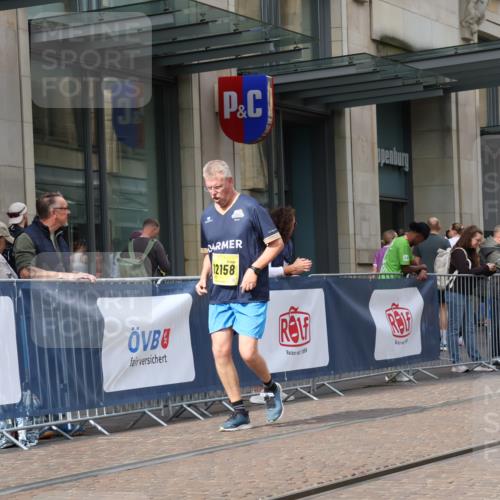 13.09.2026 - 21. swb-Marathon Bremen Strokosch-Dieckow http://msf.ph/oto/10355659 13.09.2026 11:16:20 Ziel 10679, 11274, 11456, 12102, 12158, 10242, 10665, 11026, 11081, 11139, 11181, 11200, 11264, 11385, 11448, 11573, 11613, 11768, 12057, 12151, 12306, 12539, 13508 meine-sportfotos.de