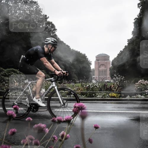 13.09.2026 - Stadtparktriathlon H.Heesch http://msf.ph/oto/10355674 13.09.2026 12:02:53 Radfahren 758, 856, 925, 1020, 1044 meine-sportfotos.de