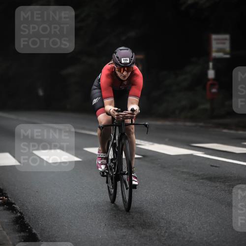 13.09.2026 - Stadtparktriathlon H.Heesch http://msf.ph/oto/10355724 13.09.2026 09:39:19 Radfahren 166, 204 meine-sportfotos.de