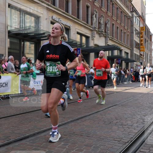 13.09.2026 - 21. swb-Marathon Bremen Strokosch-Dieckow http://msf.ph/oto/10355743 13.09.2026 13:33:50 Ziel 1364, 1656, 2355, 2464, 2727, 3162, 3389, 3522, 3632, 3636, 3790, 3984, 4613, 5147, 5265, 5341, 5489, 5563, 5768, 6090, 6151, 6350, 6405, 6509, 6623, 7047, 7113, 7303, 7431, 7696, 7897, 7988, 8025, 8641, 8870, 8910, 9094, 9100, 9402, 9905, 10058, 13118, 930, 2405, 2727, 2872, 2960, 3201, 3562, 3761, 4490, 4554, 4658, 4874, 5063, 5156, 5513, 5587, 6256, 6508, 6538, 6808, 6844, 6882, 7126, 7354, 7523, 7633 meine-sportfotos.de
