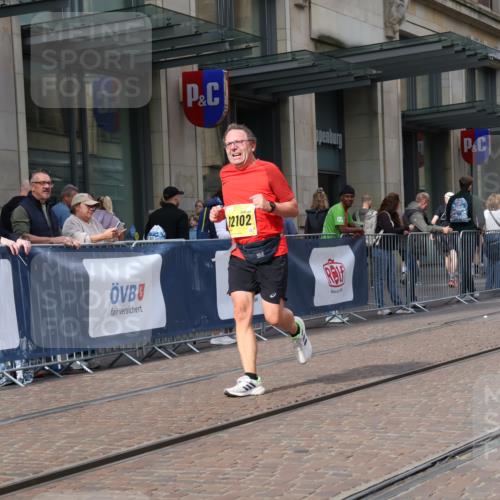 13.09.2026 - 21. swb-Marathon Bremen Strokosch-Dieckow http://msf.ph/oto/10355778 13.09.2026 11:16:28 Ziel 10679, 11456, 11867, 12089, 12102, 12158, 10242, 11026, 11081, 11139, 11181, 11200, 11264, 11274, 11385, 11448, 11573, 11768, 12057, 12102, 12151, 12539, 13508 meine-sportfotos.de