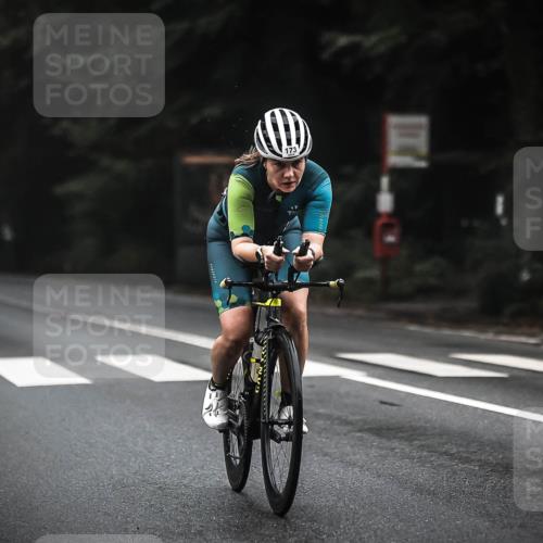 13.09.2026 - Stadtparktriathlon H.Heesch http://msf.ph/oto/10355787 13.09.2026 09:39:45 Radfahren 173 meine-sportfotos.de