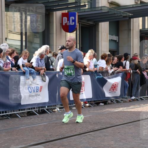 13.09.2026 - 21. swb-Marathon Bremen Strokosch-Dieckow http://msf.ph/oto/10355814 13.09.2026 13:33:51 Ziel 911, 1364, 1656, 2355, 2464, 3162, 3214, 3389, 3522, 3632, 3636, 3790, 3984, 4112, 4613, 5147, 5265, 5341, 5489, 5563, 5768, 6090, 6151, 6350, 6405, 6509, 6623, 7047, 7113, 7303, 7431, 7696, 7897, 7988, 8025, 8641, 8870, 8910, 9094, 9100, 9402, 9905, 10058, 13118, 930, 2405, 2727, 2872, 2960, 3201, 3562, 3761, 4490, 4554, 4658, 4874, 5063, 5156, 5513, 5587, 6256, 6508, 6538, 6808, 6844, 6882, 7126, 7354, 7523, 7633 meine-sportfotos.de