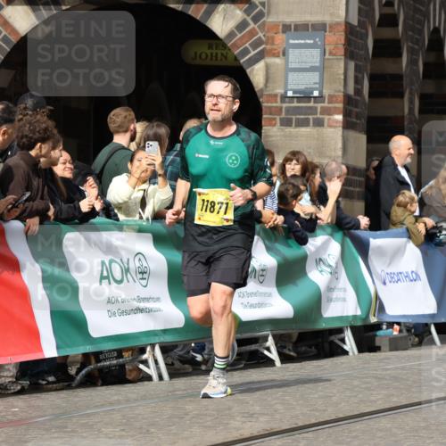 13.09.2026 - 21. swb-Marathon Bremen Strokosch-Dieckow http://msf.ph/oto/10355884 13.09.2026 10:56:37 Ziel 10184, 10211, 10246, 10322, 10365, 10443, 10670, 10675, 10699, 10844, 10949, 10957, 10960, 11219, 11256, 11280, 11317, 11570, 11693, 11782, 11795, 12452, 12476, 10486, 10540, 10610, 10721, 10771, 10824, 10888, 10936, 11064, 11474, 11601, 11872, 12284, 12434 meine-sportfotos.de