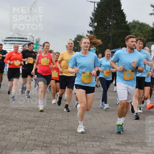 13.09.2026 - Kiel Lauf Andreas Tolksdorf http://msf.ph/oto/10355929 13.09.2026 09:58:46 Kiellinie 11561, 38, 6792, 38, 12355, 9959 meine-sportfotos.de