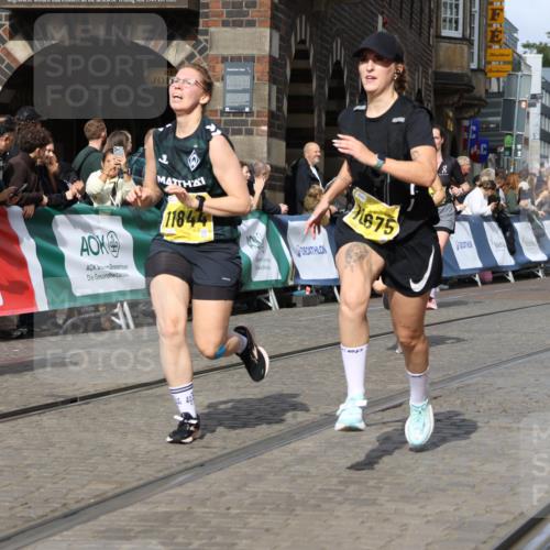 13.09.2026 - 21. swb-Marathon Bremen Strokosch-Dieckow http://msf.ph/oto/10355964 13.09.2026 10:56:38 Ziel 10184, 10211, 10246, 10322, 10365, 10443, 10670, 10675, 10699, 10844, 10949, 10957, 10960, 11219, 11256, 11280, 11317, 11570, 11693, 11782, 11795, 11844, 12452, 12476, 10486, 10540, 10610, 10721, 10771, 10824, 10888, 10936, 11064, 11474, 11601, 11872, 12284, 12434 meine-sportfotos.de