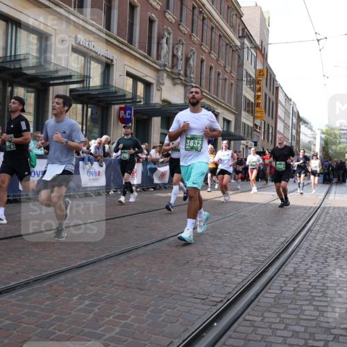 13.09.2026 - 21. swb-Marathon Bremen Strokosch-Dieckow http://msf.ph/oto/10355971 13.09.2026 13:33:57 Ziel 682, 911, 1307, 1364, 2355, 2464, 3068, 3162, 3214, 3632, 3636, 3790, 3984, 4112, 5147, 5265, 5341, 5489, 5566, 5768, 5852, 6090, 6255, 6350, 6405, 7113, 7303, 7696, 7746, 7897, 7988, 8870, 8910, 9094, 9100, 9402, 9453, 9802, 9905, 10058, 13112, 13118, 930, 1656, 2405, 2727, 2872, 2960, 3201, 3389, 3522, 3761, 3790, 4490, 4554, 4613, 4658, 4874, 5063, 5156, 5341, 5513, 5563, 5587, 6151, 6508, 6509, 6538, 6623, 6808, 7047, 7126, 7303, 7354, 7431, 7633, 8025 meine-sportfotos.de