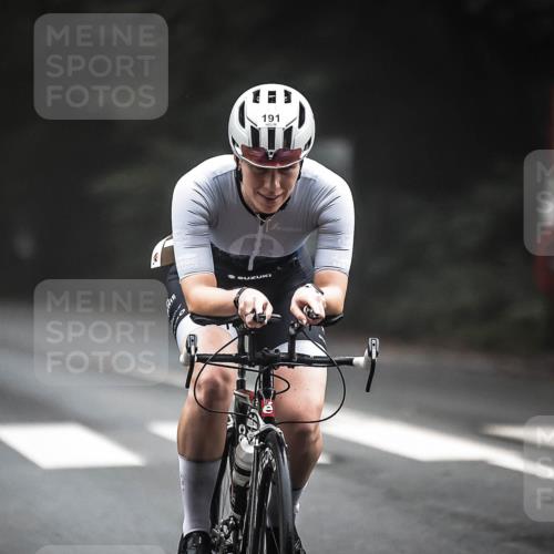 13.09.2026 - Stadtparktriathlon H.Heesch http://msf.ph/oto/10355988 13.09.2026 09:42:18 Radfahren 187, 191, 206 meine-sportfotos.de