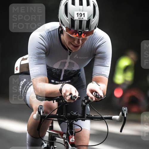 13.09.2026 - Stadtparktriathlon H.Heesch http://msf.ph/oto/10356007 13.09.2026 09:42:19 Radfahren 187, 191, 206 meine-sportfotos.de