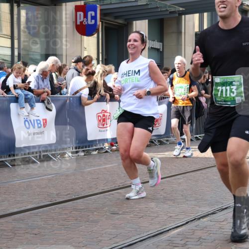 13.09.2026 - 21. swb-Marathon Bremen Strokosch-Dieckow http://msf.ph/oto/10356018 13.09.2026 13:33:58 Ziel 682, 911, 1307, 1364, 2215, 2355, 2464, 3029, 3068, 3162, 3214, 3632, 3636, 3890, 3984, 4112, 4616, 5147, 5265, 5489, 5566, 5768, 5852, 6090, 6255, 6350, 6405, 7113, 7696, 7746, 7897, 7988, 8870, 9094, 9100, 9402, 9453, 9802, 9905, 10058, 13112, 13118, 930, 1656, 2405, 2727, 2872, 3201, 3389, 3522, 3761, 3790, 4490, 4554, 4613, 4658, 4874, 5063, 5156, 5341, 5513, 5563, 5587, 6151, 6508, 6509, 6538, 6623, 6808, 7047, 7126, 7303, 7354, 7431, 7633, 8025 meine-sportfotos.de