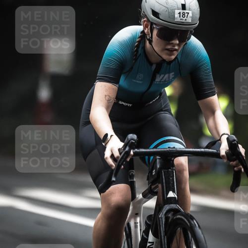 13.09.2026 - Stadtparktriathlon H.Heesch http://msf.ph/oto/10356021 13.09.2026 09:42:24 Radfahren 187, 191 meine-sportfotos.de