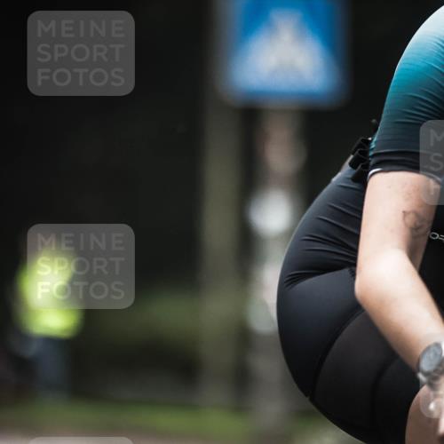 13.09.2026 - Stadtparktriathlon H.Heesch http://msf.ph/oto/10356033 13.09.2026 09:42:24 Radfahren 187, 191 meine-sportfotos.de