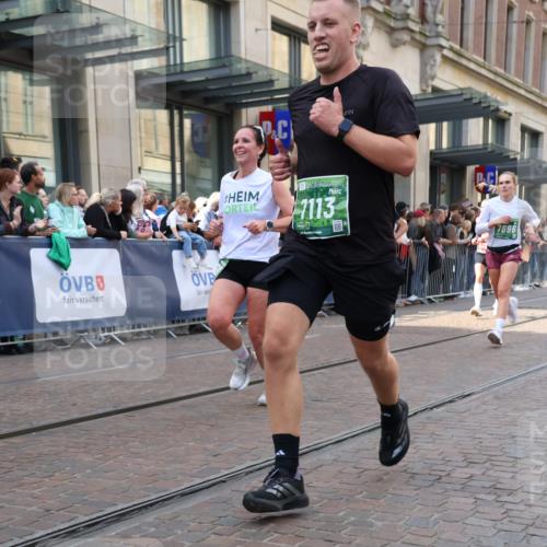 13.09.2026 - 21. swb-Marathon Bremen Strokosch-Dieckow http://msf.ph/oto/10356034 13.09.2026 13:33:58 Ziel 682, 911, 1307, 1364, 2215, 2355, 2464, 3029, 3068, 3162, 3214, 3632, 3636, 3890, 3984, 4112, 4616, 5147, 5265, 5489, 5566, 5768, 5852, 6090, 6255, 6350, 6405, 7113, 7696, 7746, 7897, 7988, 8870, 9094, 9100, 9402, 9453, 9802, 9905, 10058, 13112, 13118, 930, 1656, 2405, 2727, 2872, 3201, 3389, 3522, 3761, 3790, 4490, 4554, 4613, 4658, 4874, 5063, 5156, 5341, 5513, 5563, 5587, 6151, 6508, 6509, 6538, 6623, 6808, 7047, 7126, 7303, 7354, 7431, 7633, 8025 meine-sportfotos.de