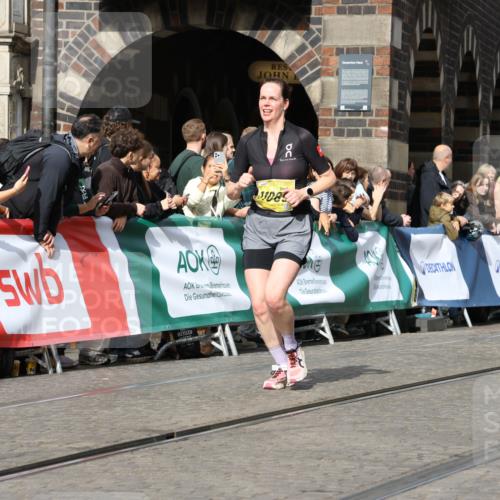 13.09.2026 - 21. swb-Marathon Bremen Strokosch-Dieckow http://msf.ph/oto/10356065 13.09.2026 10:56:41 Ziel 10184, 10211, 10246, 10322, 10356, 10443, 10670, 10675, 10699, 10844, 11256, 11280, 11317, 11570, 11693, 11782, 11795, 11844, 11855, 11871, 12452, 10486, 10610, 10771, 10888, 11000, 11079, 11872, 12284, 12434 meine-sportfotos.de