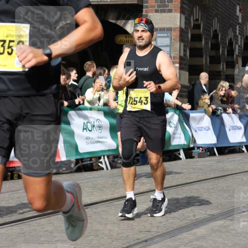 13.09.2026 - 21. swb-Marathon Bremen Strokosch-Dieckow http://msf.ph/oto/10356126 13.09.2026 10:56:43 Ziel 10184, 10211, 10322, 10356, 10443, 10670, 10675, 10699, 10844, 11069, 11256, 11280, 11317, 11407, 11570, 11693, 11795, 11844, 11855, 11871, 12452, 12543, 10610, 11000, 11079, 11328, 11872, 11946, 12284, 12434 meine-sportfotos.de