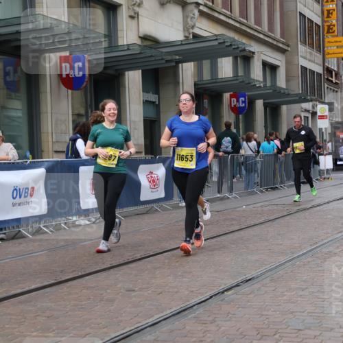 13.09.2026 - 21. swb-Marathon Bremen Strokosch-Dieckow http://msf.ph/oto/10356143 13.09.2026 11:16:48 Ziel 10295, 10335, 10779, 10999, 11355, 11461, 11495, 11653, 11672, 11867, 12101, 12287, 10679, 11274, 11456, 11867, 12089, 12102, 12158 meine-sportfotos.de