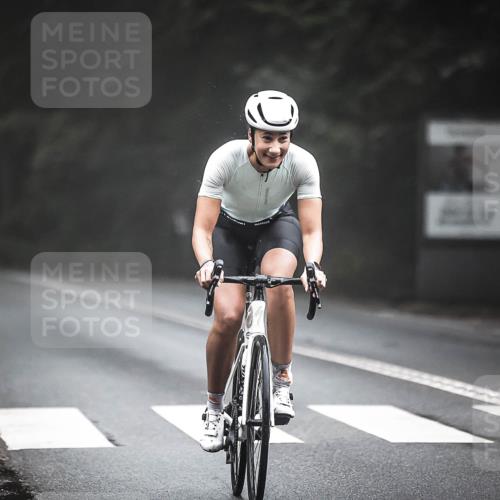 13.09.2026 - Stadtparktriathlon H.Heesch http://msf.ph/oto/10356165 13.09.2026 09:43:45 Radfahren 155 meine-sportfotos.de