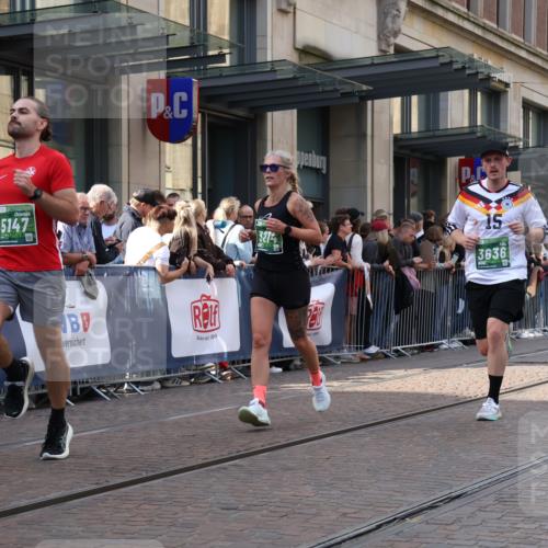 13.09.2026 - 21. swb-Marathon Bremen Strokosch-Dieckow http://msf.ph/oto/10356174 13.09.2026 13:34:03 Ziel 682, 784, 809, 911, 1307, 1364, 2215, 2355, 2464, 3029, 3068, 3162, 3214, 3318, 3409, 3632, 3636, 3890, 4112, 4616, 5147, 5265, 5489, 5566, 5768, 5852, 6255, 6350, 6405, 7113, 7168, 7696, 7746, 7897, 7962, 8381, 8870, 9094, 9100, 9402, 9453, 9802, 9905, 10058, 13112, 1364, 1656, 2355, 2405, 2727, 3162, 3389, 3522, 3790, 3984, 4554, 4613, 4658, 4874, 5063, 5156, 5341, 5513, 5563, 5587, 6090, 6151, 6508, 6509, 6623, 7047, 7126, 7303, 7354, 7431, 8025 meine-sportfotos.de