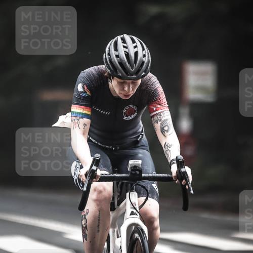 13.09.2026 - Stadtparktriathlon H.Heesch http://msf.ph/oto/10356216 13.09.2026 09:43:58 Radfahren 209 meine-sportfotos.de