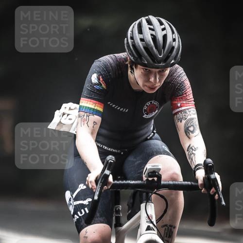 13.09.2026 - Stadtparktriathlon H.Heesch http://msf.ph/oto/10356223 13.09.2026 09:43:58 Radfahren 209 meine-sportfotos.de
