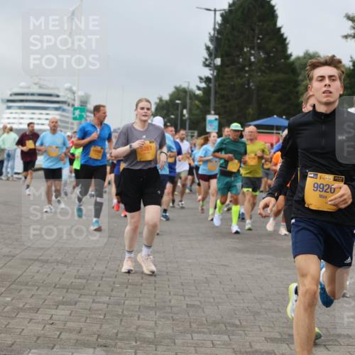 13.09.2026 - Kiel Lauf Andreas Tolksdorf http://msf.ph/oto/10356234 13.09.2026 09:59:00 Kiellinie 5261, 38, 9926 meine-sportfotos.de