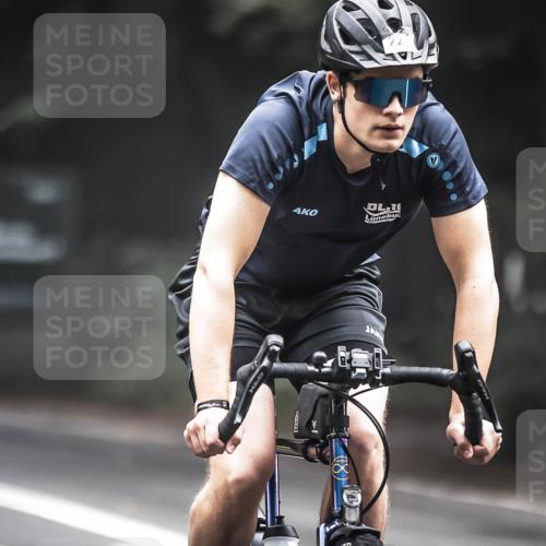 13.09.2026 - Stadtparktriathlon H.Heesch http://msf.ph/oto/10356285 13.09.2026 09:47:05 Radfahren 226, 290 meine-sportfotos.de