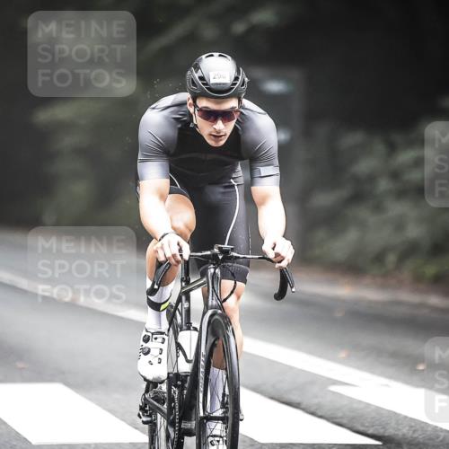 13.09.2026 - Stadtparktriathlon H.Heesch http://msf.ph/oto/10356296 13.09.2026 09:47:08 Radfahren 226, 290 meine-sportfotos.de