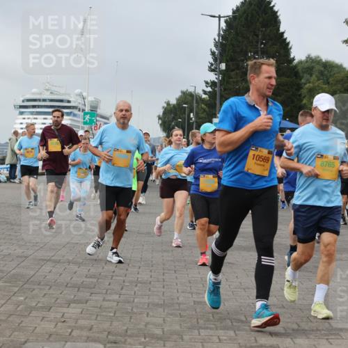 13.09.2026 - Kiel Lauf Andreas Tolksdorf http://msf.ph/oto/10356316 13.09.2026 09:59:03 Kiellinie 3, 4, 39, 10569, 8765 meine-sportfotos.de