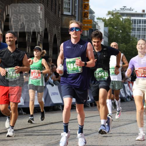 13.09.2026 - 21. swb-Marathon Bremen Strokosch-Dieckow http://msf.ph/oto/10356317 13.09.2026 13:37:09 Ziel 551, 813, 843, 1641, 1849, 1936, 2275, 3122, 3541, 3635, 3787, 3815, 3874, 3998, 4050, 4261, 4304, 4335, 4892, 5061, 5236, 5355, 5447, 5656, 5823, 6050, 6056, 6269, 6280, 6340, 6408, 6966, 7039, 7046, 7229, 7237, 7398, 7640, 7656, 8034, 8498, 8685, 8723, 8839, 9331, 9589, 9658, 9807, 270, 391, 869, 1180, 3333, 3627, 3823, 5388, 5547, 5577, 5612, 5738, 5791, 6904, 6947, 7571, 8268, 8748, 8753, 9701 meine-sportfotos.de