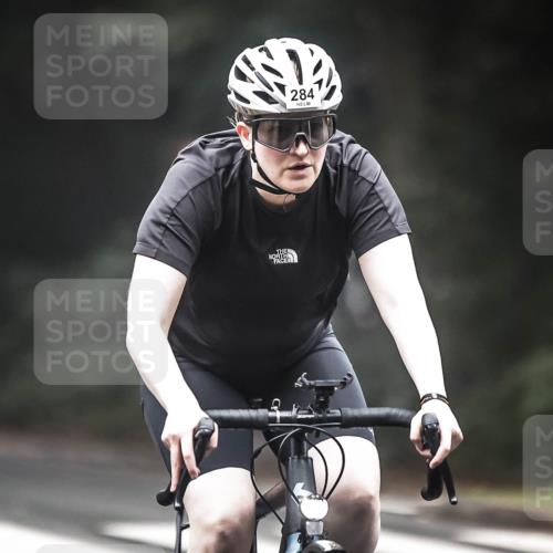 13.09.2026 - Stadtparktriathlon H.Heesch http://msf.ph/oto/10356326 13.09.2026 09:48:09 Radfahren 284 meine-sportfotos.de