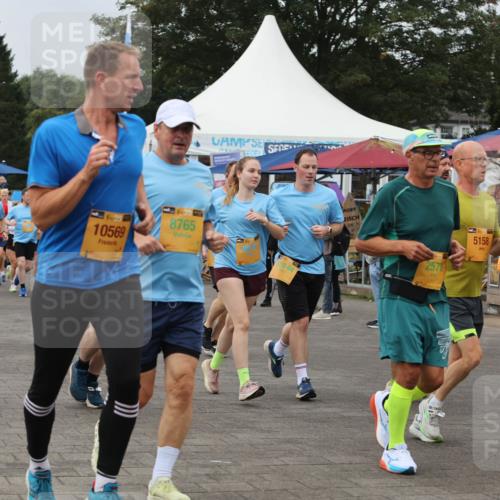 13.09.2026 - Kiel Lauf Andreas Tolksdorf http://msf.ph/oto/10356331 13.09.2026 09:59:04 Kiellinie 0382, 1, 10569, 39, 8765, 10144, 2578, 39, 5158, 2576 meine-sportfotos.de