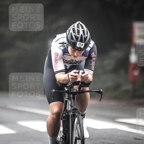13.09.2026 - Stadtparktriathlon H.Heesch http://msf.ph/oto/10356349 13.09.2026 09:48:22 Radfahren 211, 218 meine-sportfotos.de