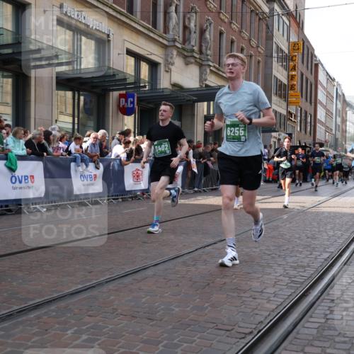 13.09.2026 - 21. swb-Marathon Bremen Strokosch-Dieckow http://msf.ph/oto/10356365 13.09.2026 13:34:07 Ziel 682, 784, 809, 911, 1307, 1871, 2215, 2464, 3029, 3068, 3214, 3318, 3409, 3636, 3890, 4112, 4537, 4616, 5147, 5265, 5488, 5489, 5566, 5768, 5852, 6255, 6405, 7168, 7696, 7746, 7962, 8381, 8453, 8870, 9094, 9100, 9402, 9453, 9751, 9802, 9905, 13112, 1364, 1656, 2355, 2464, 2727, 3162, 3389, 3522, 3632, 3790, 3984, 4554, 4613, 4658, 4874, 5156, 5341, 5489, 5513, 5563, 5587, 5768, 6090, 6151, 6508, 6509, 6623, 7047, 7303, 7354, 7431, 8025 meine-sportfotos.de