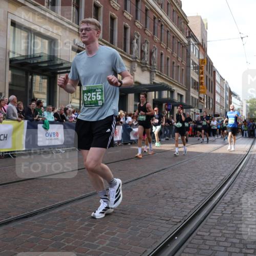 13.09.2026 - 21. swb-Marathon Bremen Strokosch-Dieckow http://msf.ph/oto/10356419 13.09.2026 13:34:08 Ziel 682, 784, 809, 911, 1307, 1395, 1871, 2215, 3029, 3052, 3058, 3068, 3214, 3318, 3388, 3409, 3636, 3890, 4112, 4537, 4616, 5147, 5265, 5488, 5566, 5760, 5852, 6255, 7168, 7696, 7746, 7833, 7962, 8381, 8453, 8870, 9094, 9100, 9402, 9453, 9751, 9802, 9905, 13112, 1364, 1656, 2355, 2464, 2727, 3162, 3389, 3522, 3632, 3790, 3984, 4613, 4658, 4874, 5156, 5265, 5341, 5489, 5513, 5563, 5587, 5768, 6090, 6151, 6508, 6509, 6623, 7047, 7303, 7354, 7431, 8025 meine-sportfotos.de