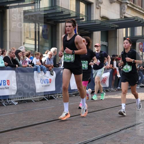 13.09.2026 - 21. swb-Marathon Bremen Strokosch-Dieckow http://msf.ph/oto/10356452 13.09.2026 13:34:08 Ziel 682, 784, 809, 911, 1307, 1395, 1871, 2215, 3029, 3052, 3058, 3068, 3214, 3318, 3388, 3409, 3636, 3890, 4112, 4537, 4616, 5147, 5265, 5488, 5566, 5760, 5852, 6255, 7168, 7696, 7746, 7833, 7962, 8381, 8453, 8870, 9094, 9100, 9402, 9453, 9751, 9802, 9905, 13112, 1364, 1656, 2355, 2464, 2727, 3162, 3389, 3522, 3632, 3790, 3984, 4613, 4658, 4874, 5156, 5265, 5341, 5489, 5513, 5563, 5587, 5768, 6090, 6151, 6508, 6509, 6623, 7047, 7303, 7354, 7431, 8025 meine-sportfotos.de