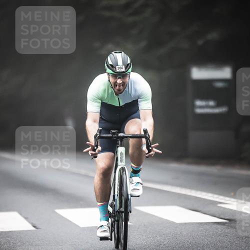 13.09.2026 - Stadtparktriathlon H.Heesch http://msf.ph/oto/10356459 13.09.2026 09:49:22 Radfahren 212, 260 meine-sportfotos.de