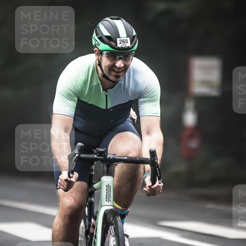 13.09.2026 - Stadtparktriathlon H.Heesch http://msf.ph/oto/10356476 13.09.2026 09:49:23 Radfahren 212, 260 meine-sportfotos.de
