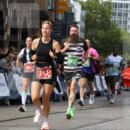 13.09.2026 - 21. swb-Marathon Bremen Strokosch-Dieckow http://msf.ph/oto/10356498 13.09.2026 13:37:14 Ziel 551, 813, 843, 1285, 1641, 1849, 1936, 2241, 2275, 2930, 3122, 3541, 3635, 3787, 3874, 3909, 3998, 4261, 4335, 4410, 4448, 5236, 5355, 5447, 5823, 6050, 6056, 6269, 6408, 6431, 6966, 7046, 7398, 7445, 7640, 8034, 8498, 8685, 8839, 9310, 9331, 9415, 9589, 9658, 9807, 9840, 270, 391, 448, 869, 1180, 3627, 3823, 4628, 5388, 5612, 5738, 5791, 6904, 7074, 7571, 8439, 8553, 8748, 8753, 10106 meine-sportfotos.de