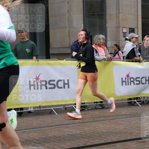 13.09.2026 - 21. swb-Marathon Bremen Strokosch-Dieckow http://msf.ph/oto/10356518 13.09.2026 11:17:08 Ziel 10472, 10773, 10779, 10979, 11495, 11672, 11709, 12101, 12334, 10295, 10335, 10999, 11355, 11456, 11461, 11653, 11672, 11867, 12089, 12287 meine-sportfotos.de