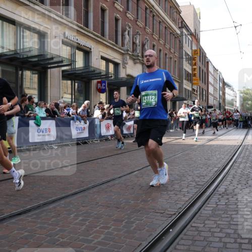 13.09.2026 - 21. swb-Marathon Bremen Strokosch-Dieckow http://msf.ph/oto/10356520 13.09.2026 13:34:10 Ziel 682, 784, 809, 911, 1307, 1395, 1871, 2215, 2831, 3029, 3052, 3058, 3068, 3214, 3318, 3388, 3409, 3636, 3890, 4112, 4537, 4616, 5147, 5378, 5488, 5566, 5694, 5760, 5852, 6255, 7168, 7696, 7746, 7833, 7962, 8381, 8453, 9094, 9100, 9402, 9453, 9751, 9788, 9802, 13112, 1364, 1656, 2355, 2464, 2727, 3162, 3389, 3522, 3632, 3790, 3984, 4613, 5265, 5341, 5489, 5513, 5563, 5587, 5768, 6090, 6151, 6509, 6623, 7047, 7303, 7354, 7431, 8025 meine-sportfotos.de