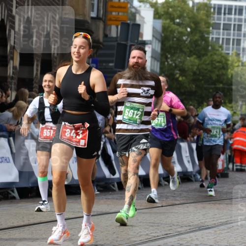 13.09.2026 - 21. swb-Marathon Bremen Strokosch-Dieckow http://msf.ph/oto/10356521 13.09.2026 13:37:14 Ziel 551, 813, 843, 1285, 1641, 1849, 1936, 2241, 2275, 2930, 3122, 3541, 3635, 3787, 3874, 3909, 3998, 4261, 4335, 4410, 4448, 5236, 5355, 5447, 5823, 6050, 6056, 6269, 6408, 6431, 6966, 7046, 7398, 7445, 7640, 8034, 8498, 8685, 8839, 9310, 9331, 9415, 9589, 9658, 9807, 9840, 270, 391, 448, 869, 1180, 3627, 3823, 4628, 5388, 5612, 5738, 5791, 6904, 7074, 7571, 8439, 8553, 8748, 8753, 10106 meine-sportfotos.de