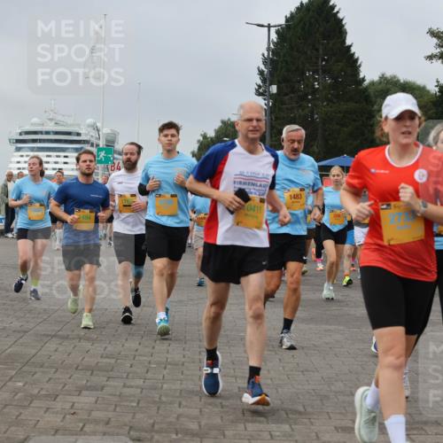 13.09.2026 - Kiel Lauf Andreas Tolksdorf http://msf.ph/oto/10356524 13.09.2026 09:59:11 Kiellinie 1494, 4, 1483, 1846, 0411, 9844 meine-sportfotos.de
