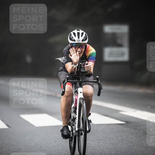 13.09.2026 - Stadtparktriathlon H.Heesch http://msf.ph/oto/10356536 13.09.2026 09:49:44 Radfahren 151, 279, 340 meine-sportfotos.de