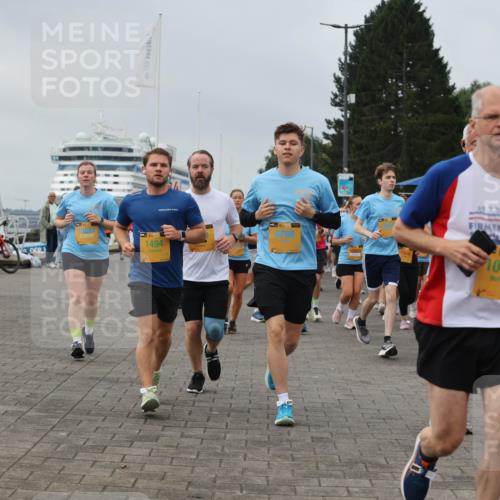 13.09.2026 - Kiel Lauf Andreas Tolksdorf http://msf.ph/oto/10356546 13.09.2026 09:59:12 Kiellinie 97, 38, 39, 1494, 8788, 12515, 39, 10411 meine-sportfotos.de